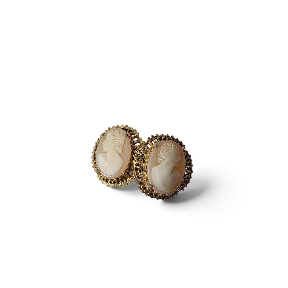 Vintage Cameo Clip On Earrings Gold Tone Filigree Ornate mid century modern Chic